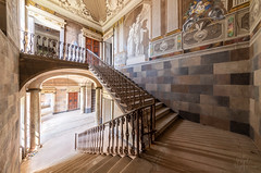 Urbex ✧ Palazzo Riassetto