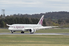 Airlines: Qatar Airways