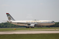 Etihad Airways - A6-EYT