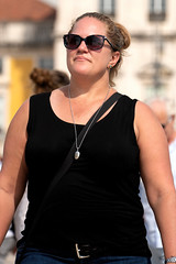 220919 Lissabon - Photoshoot - Woman with Sunglasses #