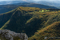 Monte San Vicino in autunno e forra del Crino