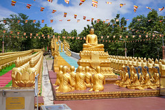 The Puthkiri Pagoda golden temple