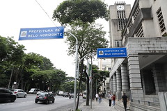 Nova Placa do Prédio Sede da PBH (Prefeitura de Belo Horizonte) na Avenida Afonso Pena, 1212 - 09/01/2024
