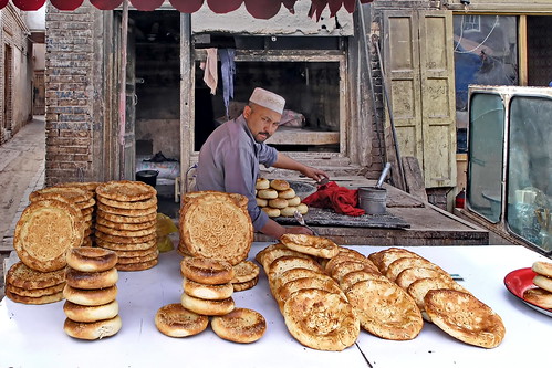 China - Kashgar - Streetlife - Bakery - 6