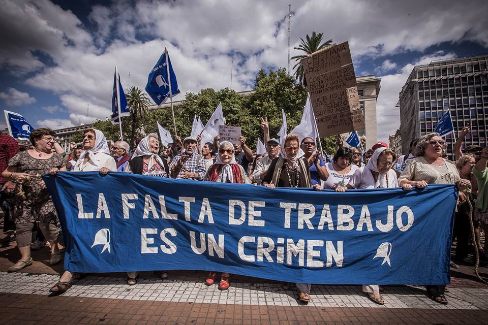 Mães da Praça de Maio na Argentina: 42 anos de maternidade | Especiais