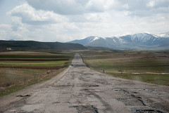 Tak wygląda większość dróg w Armenii