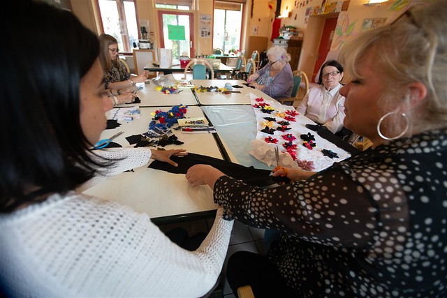 Atelier de création flamenca à l'Ehpad Lesbazeille de Mont-de-Marsan
