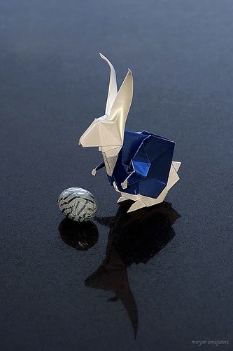 Origami Rabbit in Wonderland (Matsuda Keigo)