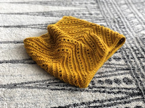 Ravelry: Free For All Cowl pattern by Jen Peck