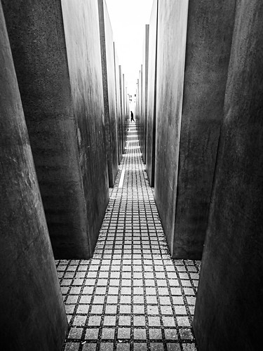Holocaust memorial - Berlin, Germany - Street photography