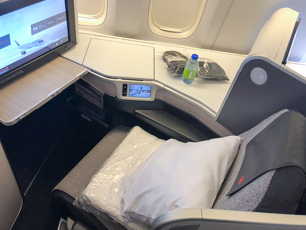 Seat 6K on Air Canada 777 Business class