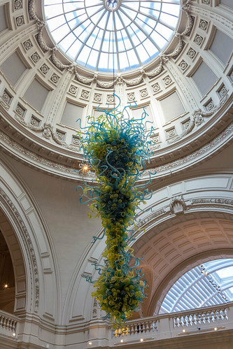 Chihuly at Victoria and Albert
