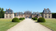 2437 Château de Breteuil