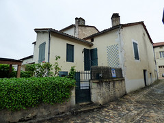 Ronsenac - Dan-s house by the fountain - Photo of Aignes-et-Puypéroux