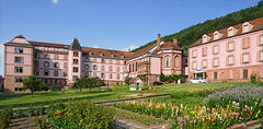 La Maison-Mère de la Congrégation des soeurs du Très Saint Sauveur (Oberbronn, Alsace) - Photo of Philippsbourg