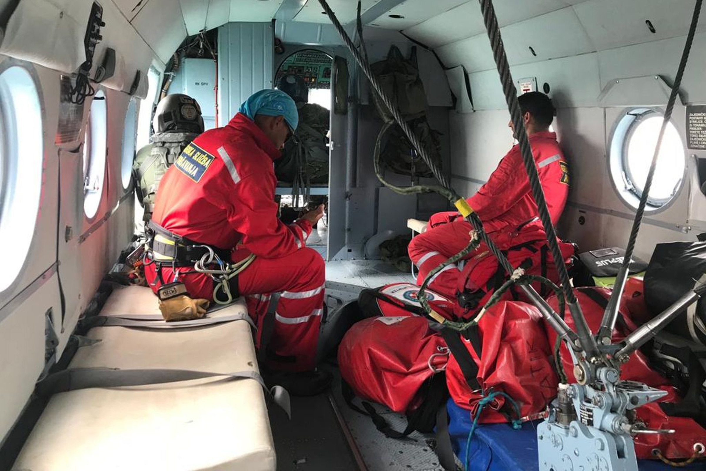 Letačka posada HRZ u dvije u akcije spašavanja