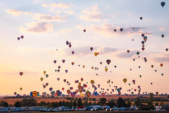 Envol de masse des montgolfières - GEMAB19 - Photo of Hannonville-Suzémont