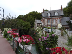 VEULES-LES-ROSES - Photo of Crasville-la-Rocquefort