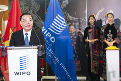 Viet Nam Minister Opens Exhibition at WIPO