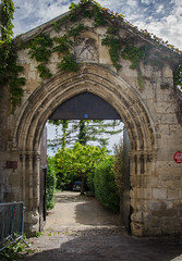 Portail de l'ancien cloitre Saint-André - Joigny