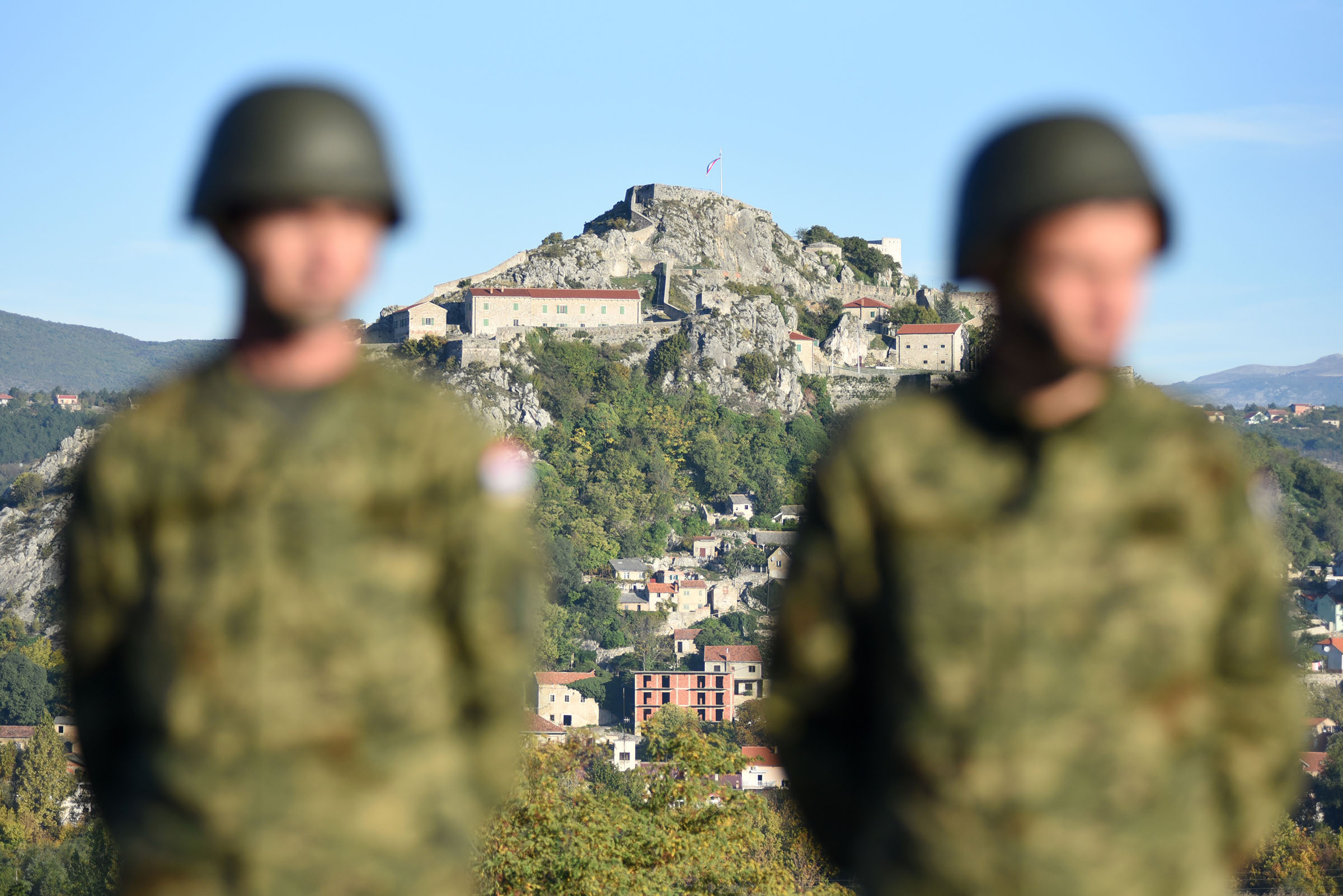 Pričuvnici Hrvatske vojske na obuci u gašenju požara
