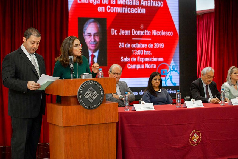 Entrega medalla Comunicación Anáhuac 2019