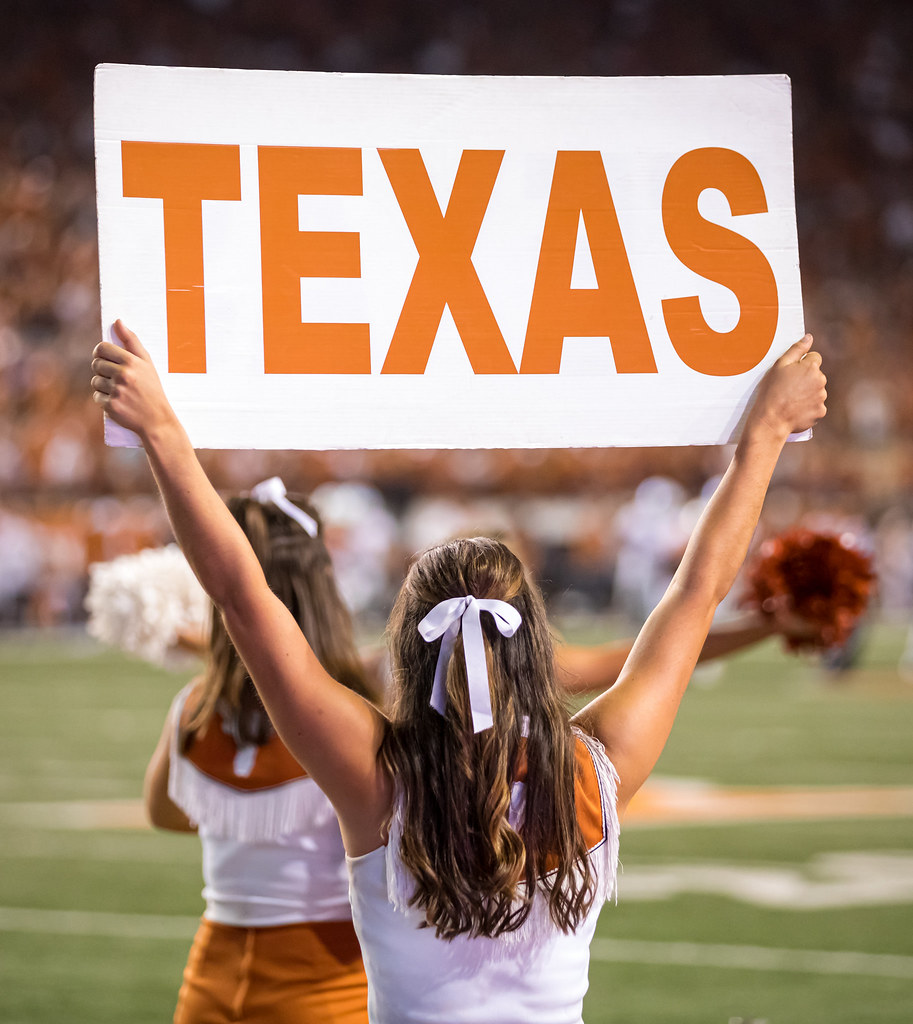 Texas Longhorns Football | Texas Review | Ralph Arvesen