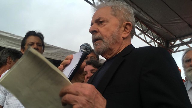 Ouça na íntegra o discurso do ex-presidente Lula após ser solto