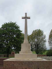 Bécordel-Bécourt: Dartmoor Cemetery (Somme)