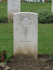 Bécordel-Bécourt: Norfolk Cemetery (Somme) - Photo of Frise