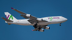 Boeing 747-400 Wamos Air