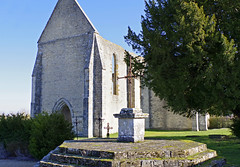 Yèvre-la-Ville et Yèvre-le-Châtel (Loiret) - Photo of Estouy