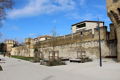Avignon - Photo of Aramon