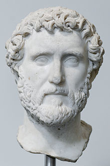 الإمبراطور أنطونيوس بيوس