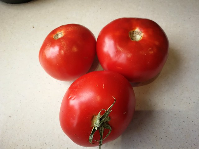 Island bay tomato