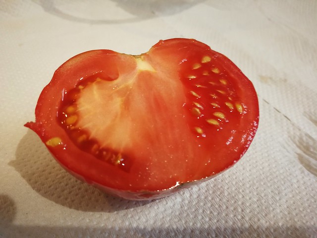 Island bay tomato