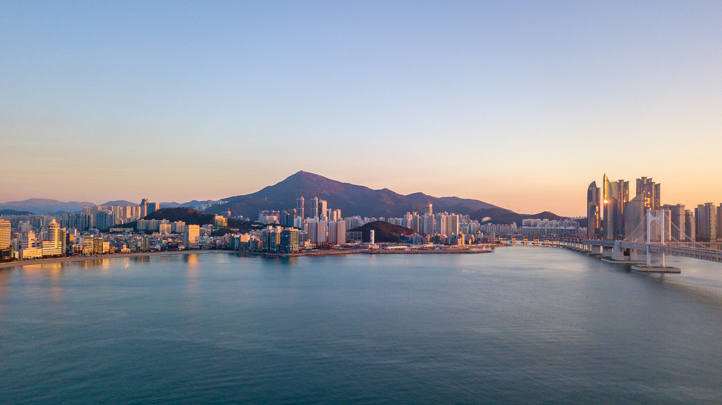 Busan, ville portuaire de grande importance et seconde ville du pays avec ses 4 millions d’habitants