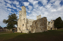 Abbaye de Jumièges - Photo of Notre-Dame-de-Bliquetuit