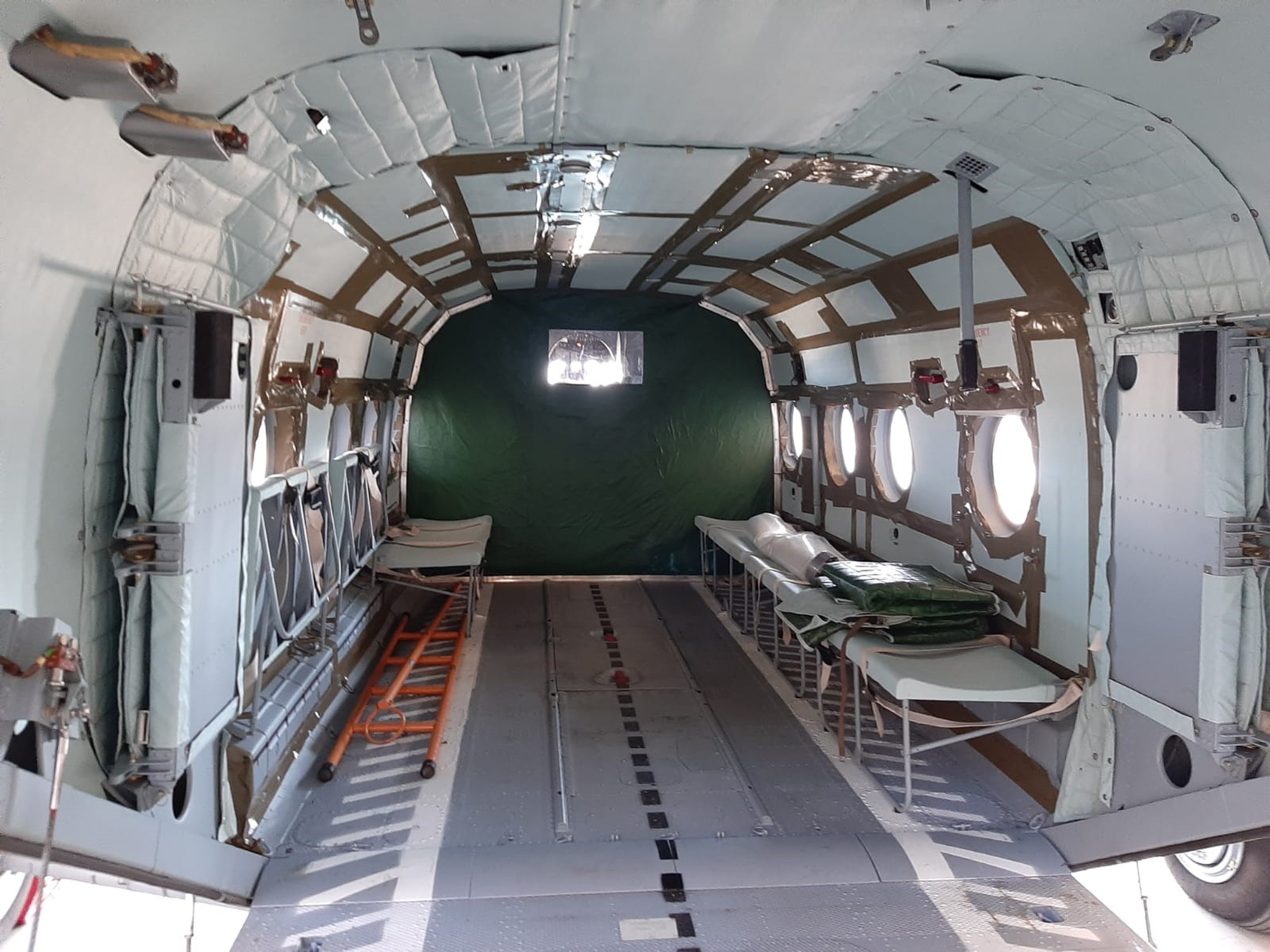 Helikopteri Hrvatske vojske prilagođeni za prijevoz oboljelih od koronavirusa