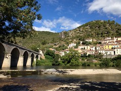 Roquebrun Riverside - Photo of Autignac