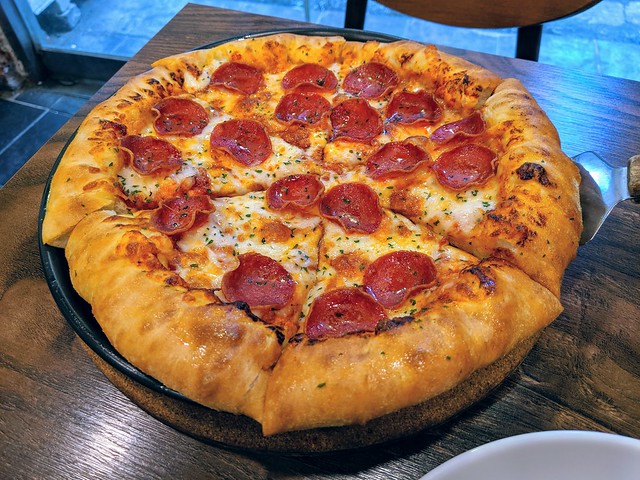 페퍼로니 피자 Pepperoni Pizza