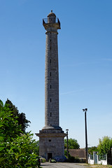 3245 Méréville. La Tour Trajane - Photo of Pannecières