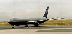 N649UA - Boeing 767-322(ER) - United Airlines  CDG 170999