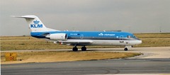 PH-KZB  Fokker 70 KLM CDG 170999