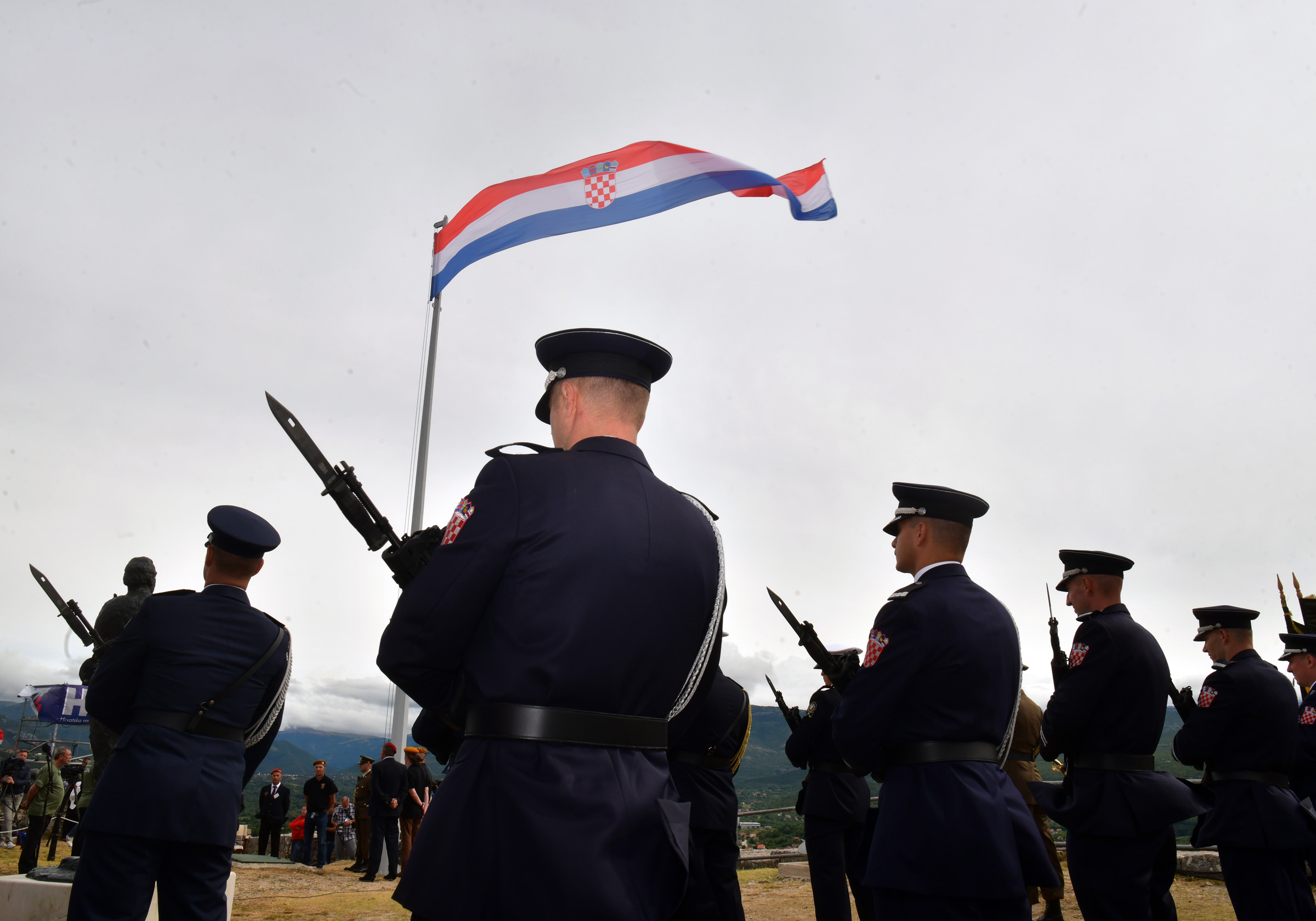 U Kninu obilježena 25. obljetnica vojno-redarstvene operacije Oluja