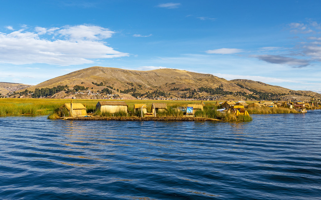 Visite des îles flottantes des Indiens Uros sur le lac Titicaca