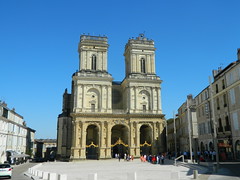 AuchCathedral - Photo of Boucagnères