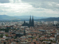 OverClermontFerrand - Photo of Clermont-Ferrand