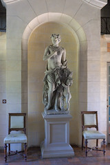 Statue (Château de Beaumesnil) - Photo of La Barre-en-Ouche