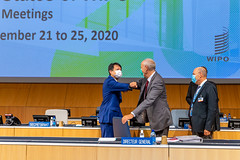 WIPO Director General Greets WIPO Director General-Elect at Opening of 2020 Assemblies - Photo of Ambilly